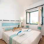 Residence Cala Del Mar D2 68 山林小屋